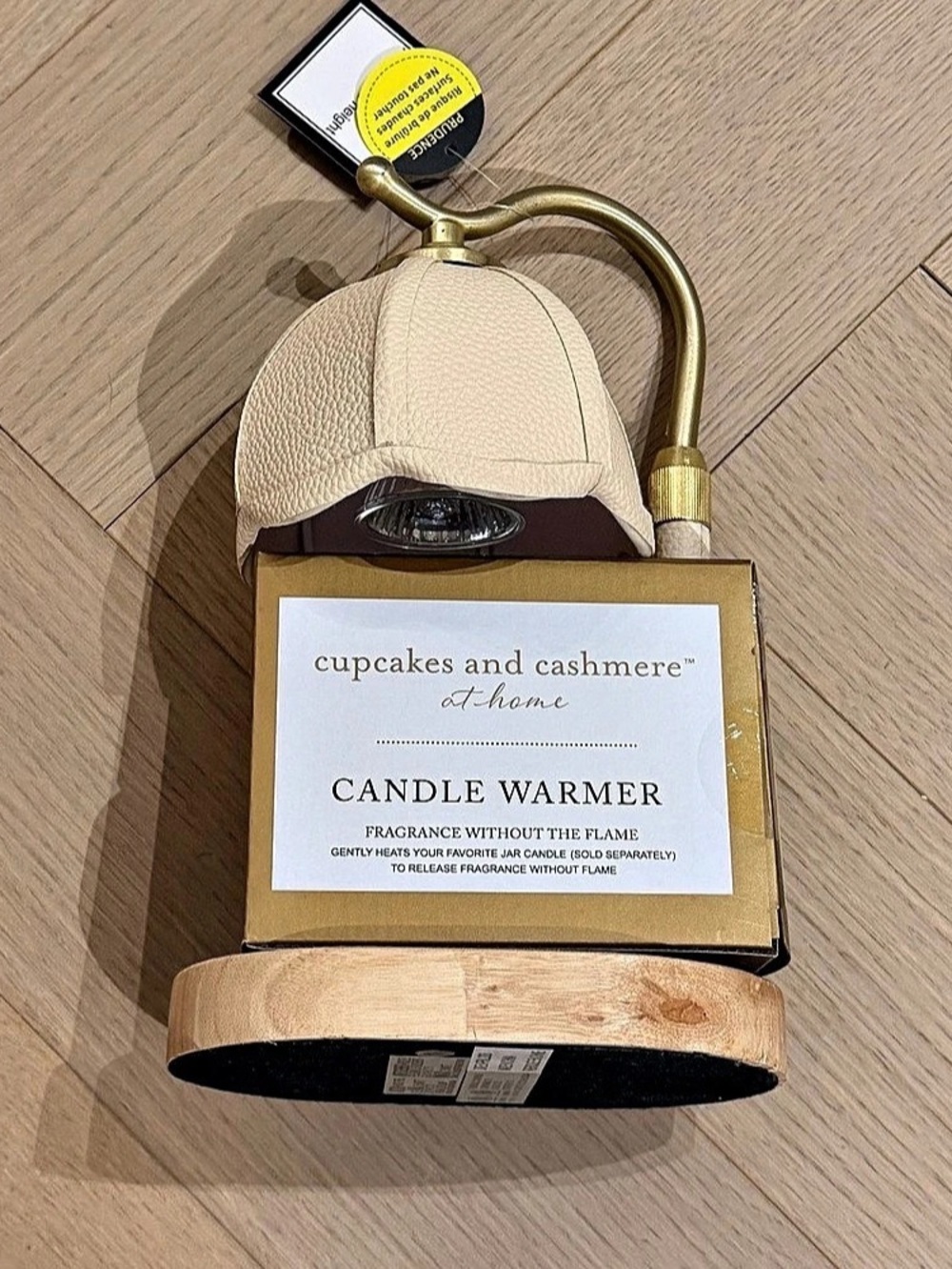 BNIB - cupcakes and cashmere Candle Warmer Cream & Gold